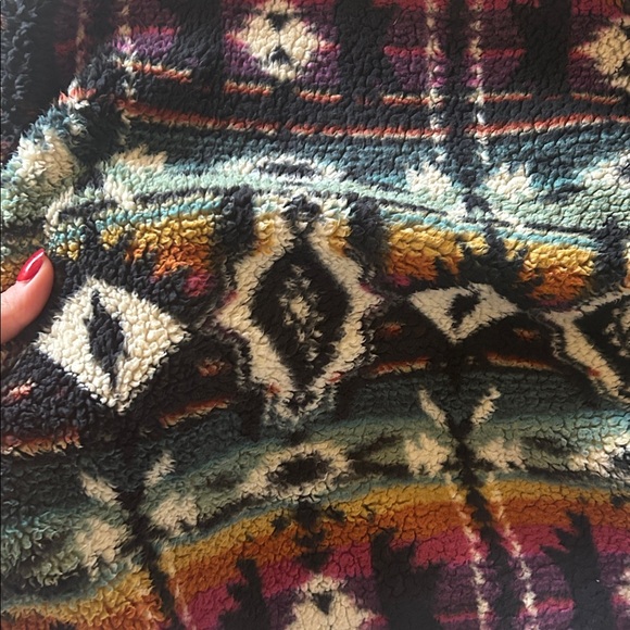 Colorful Patterned Fleece Jacket - Picture 7 of 8